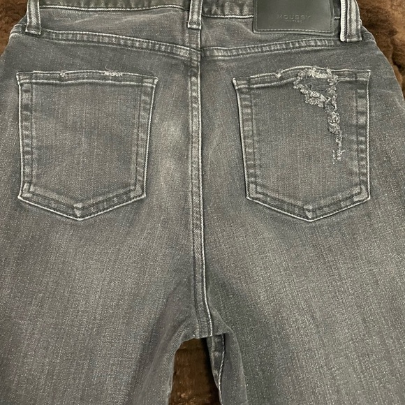 EUC Flare/Straight Moussy Vintage Jeans HOWA High
Rise Black Size 27 Cropped - Picture 16 of 16